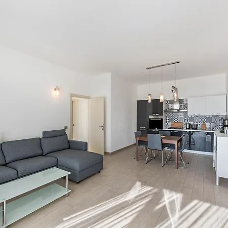 Virgilio Apartment *
